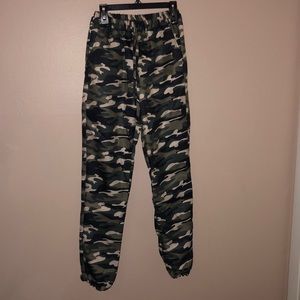 Camo pants